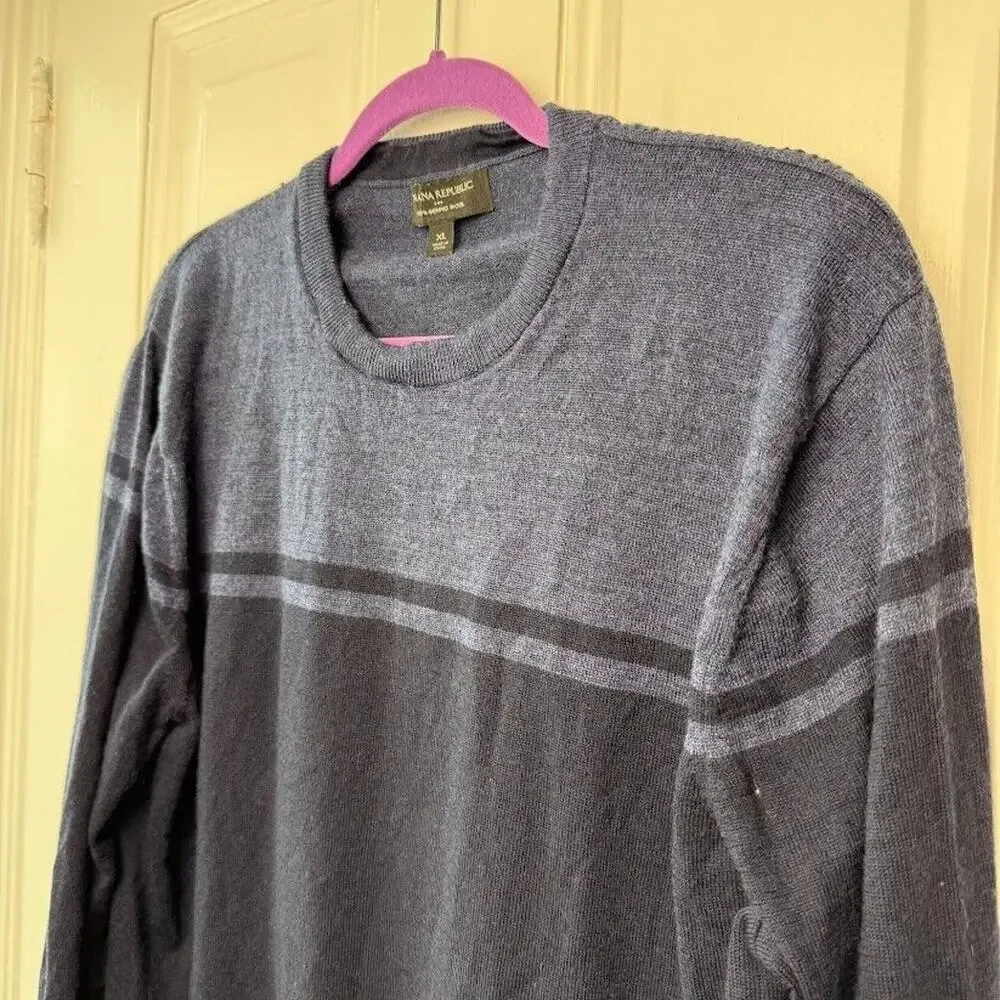Banana Republic Sweater Mens XL Blue Colorblock 100% Merino Wool Knit Pullover